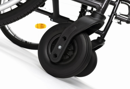 D200 Split C89 - Detail front wheel.jpg